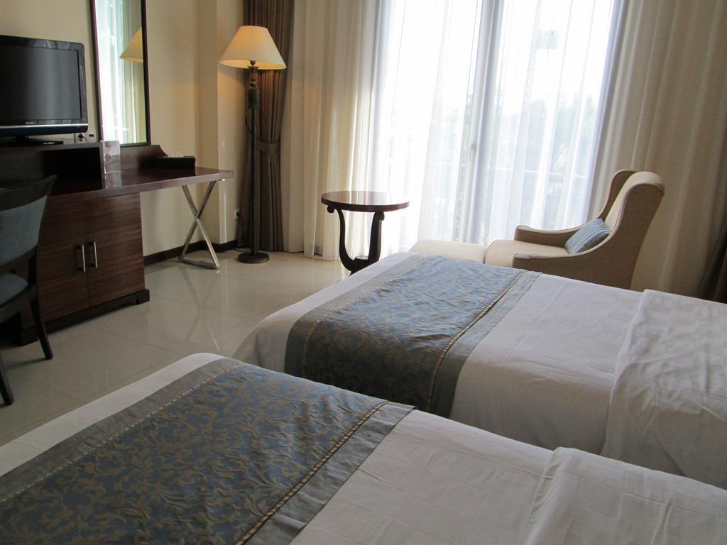 Asmila Boutique Hotel Bandung Zewnętrze zdjęcie