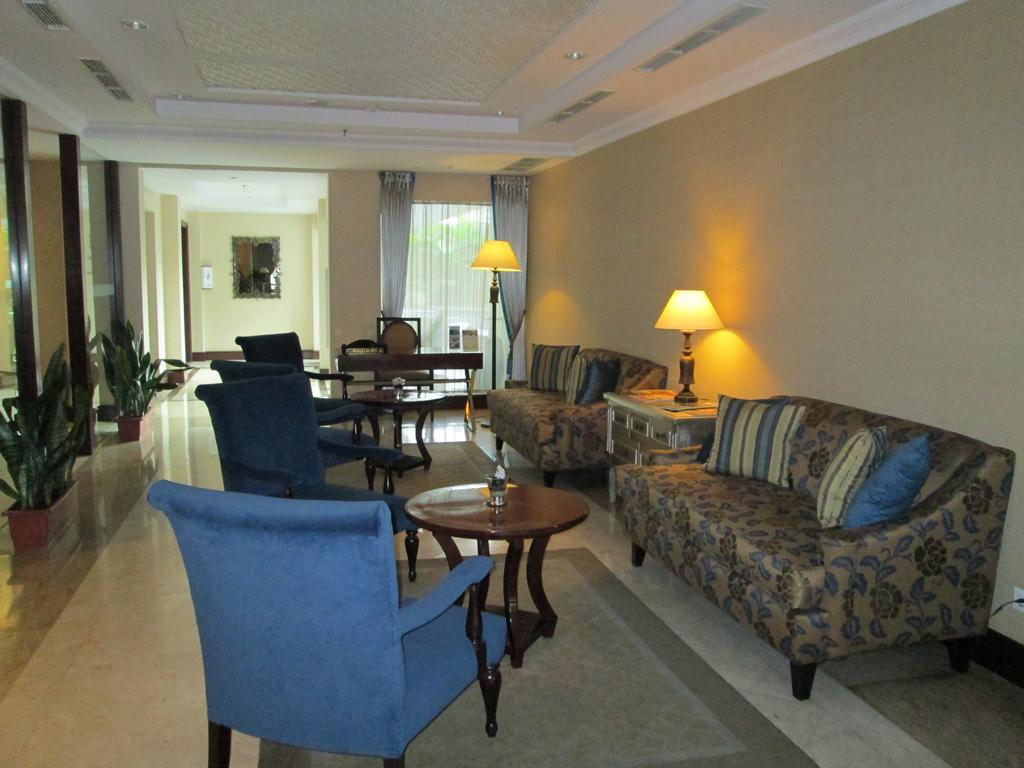 Asmila Boutique Hotel Bandung Zewnętrze zdjęcie