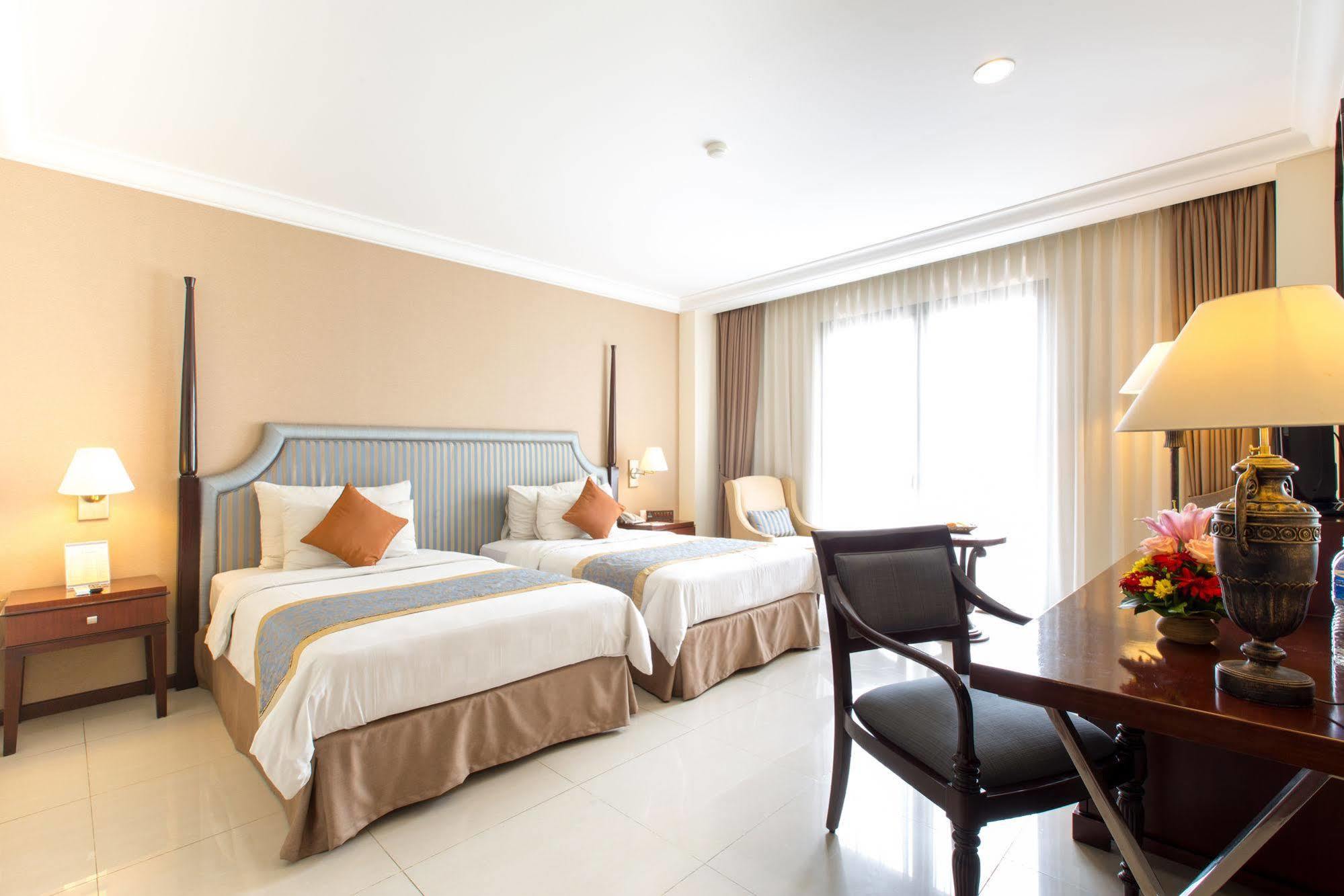 Asmila Boutique Hotel Bandung Zewnętrze zdjęcie
