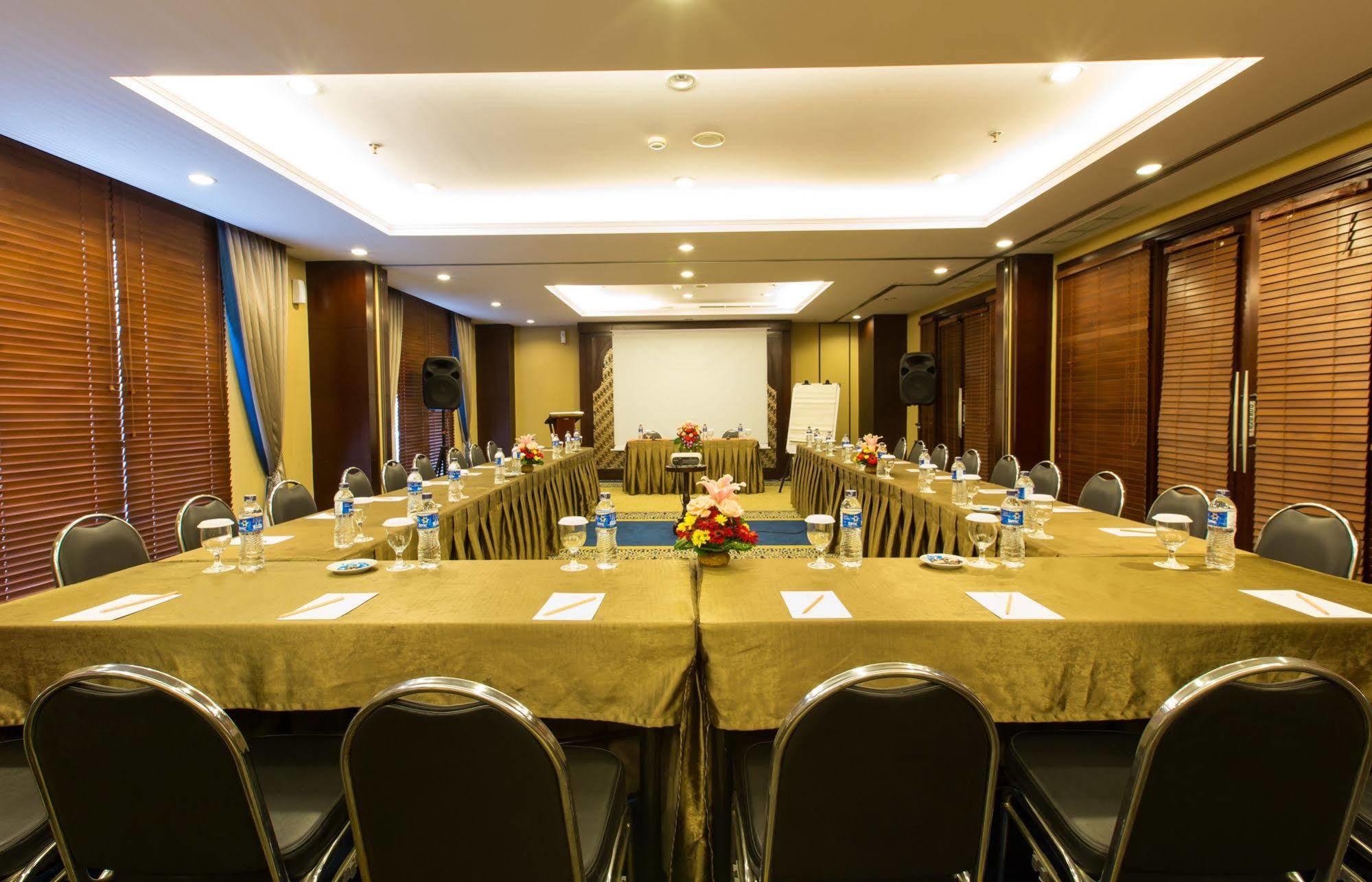 Asmila Boutique Hotel Bandung Zewnętrze zdjęcie
